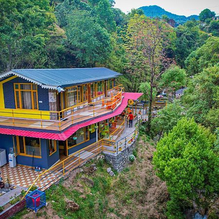 The Hosteller Mussoorie By The Streamside, Kempty Exterior foto