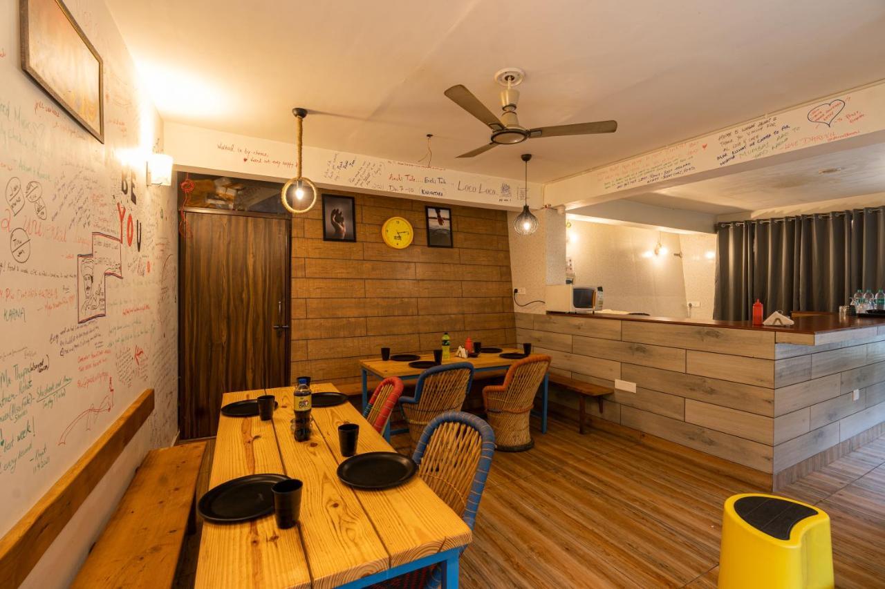 The Hosteller Mussoorie By The Streamside, Kempty Exterior foto