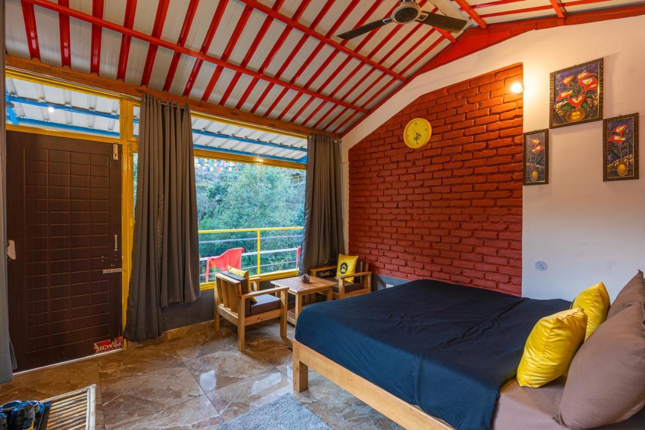 The Hosteller Mussoorie By The Streamside, Kempty Exterior foto