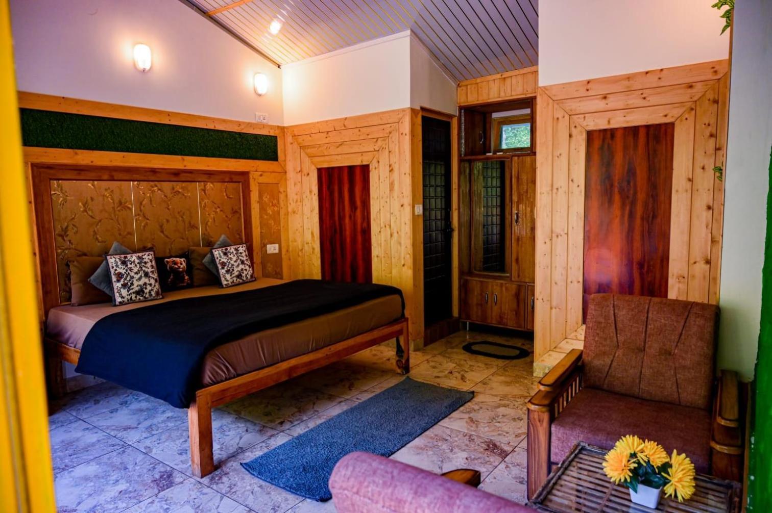 The Hosteller Mussoorie By The Streamside, Kempty Exterior foto
